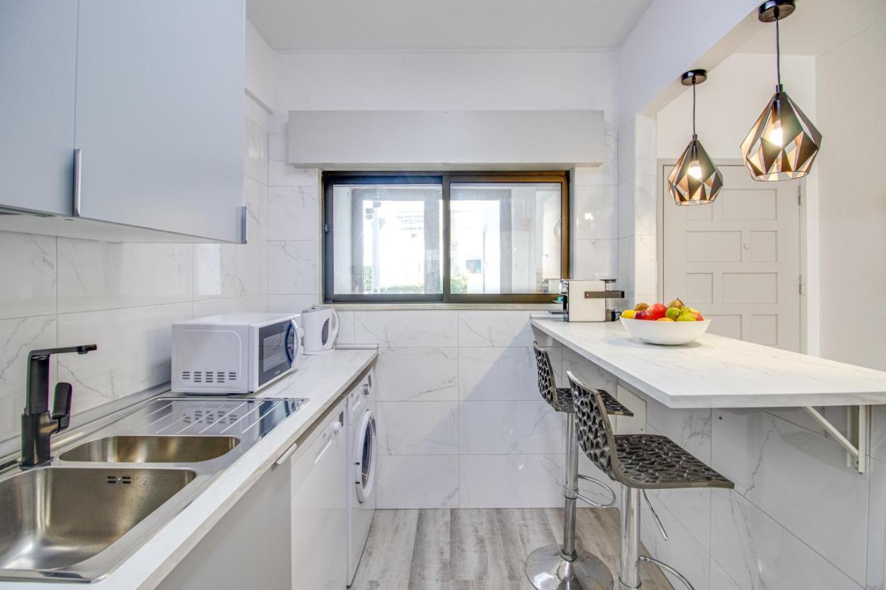 Renovated Oasis Ocean View 1Bd Wi-Fi Beach 3 Min 알부페이라 외부 사진